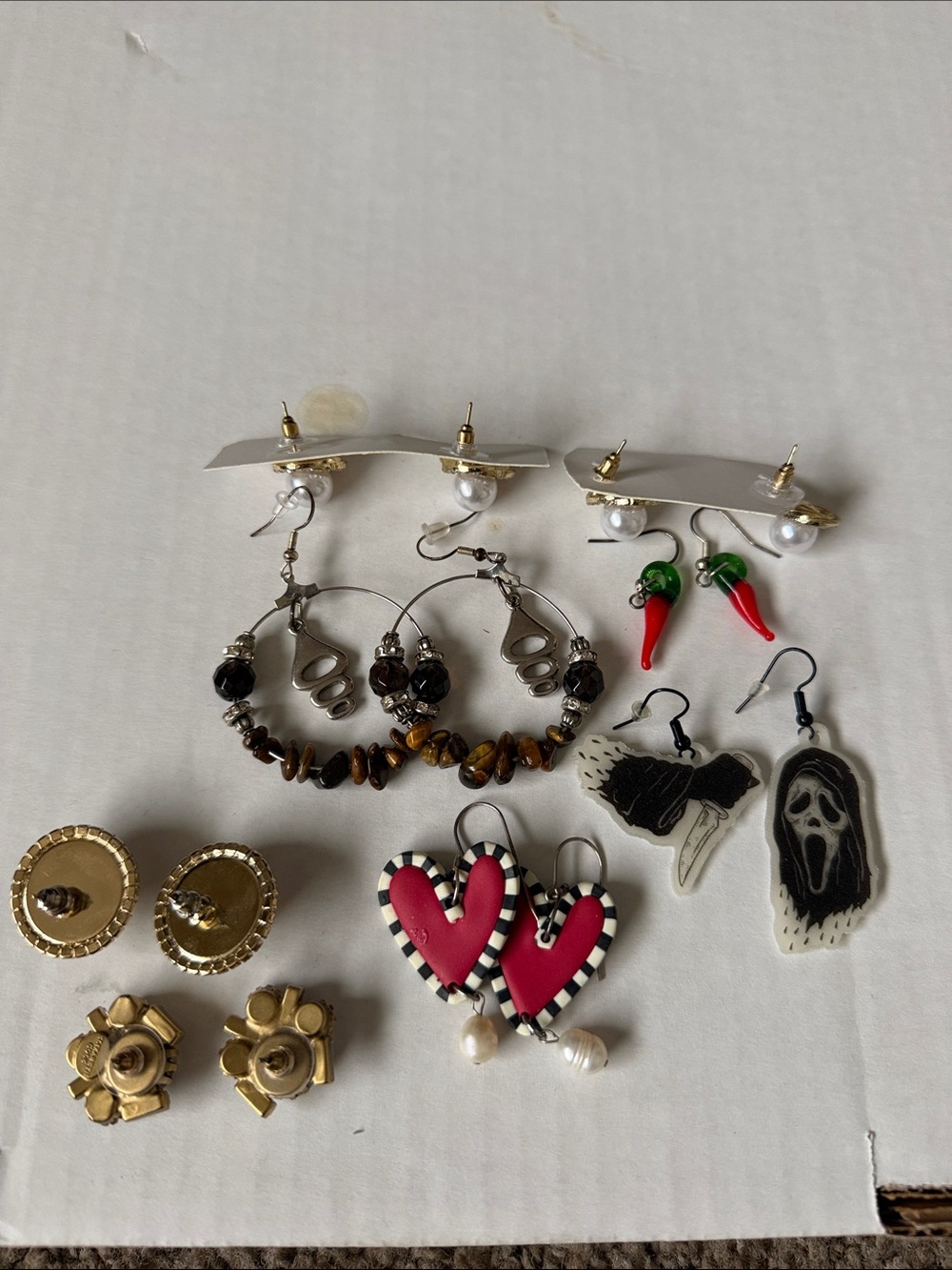 Earring bundle - Picture 2 of 4